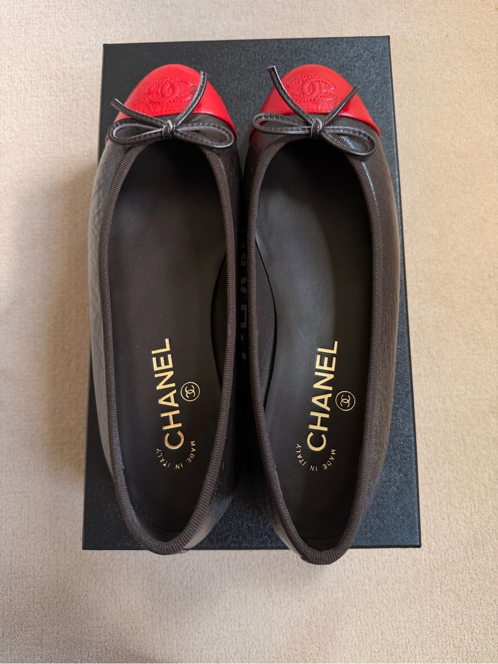 CHANEL MATTHIEU BLAZY Brown Leather Ballet Flats with Red Cap Toe NWT - Picture 5 of 9